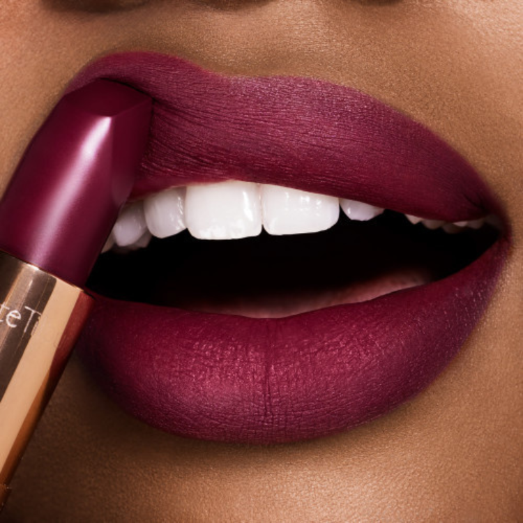 Buy Original Charlotte Tilbury Matte Revolution (Glastonberry) Online in Pakistan | Rack Essentials